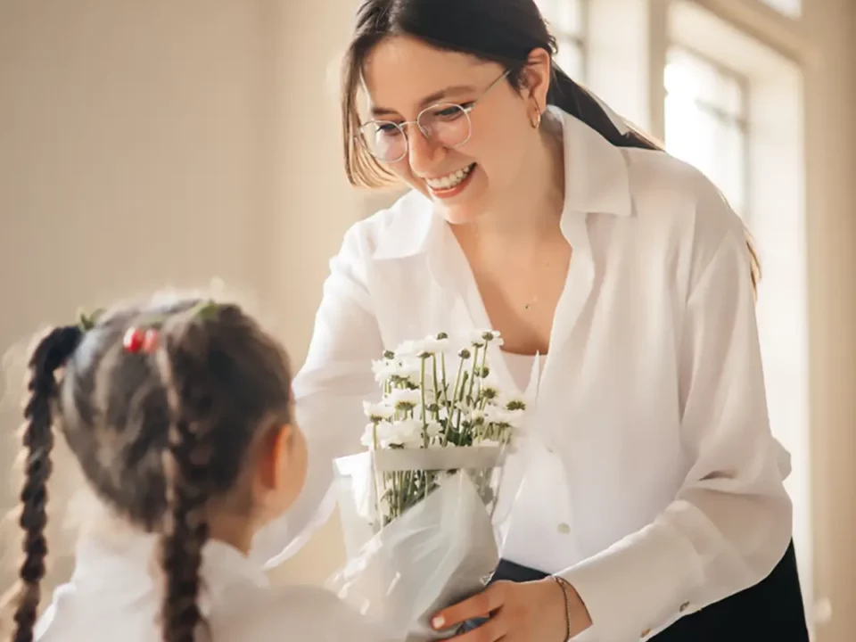 подарок на день учителя